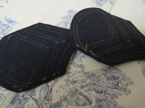 Pair of Vtg. WWII US Army Staff Sergeant Stripes Felt/Felt, SSI Chevron Patches - Picture 10 of 11