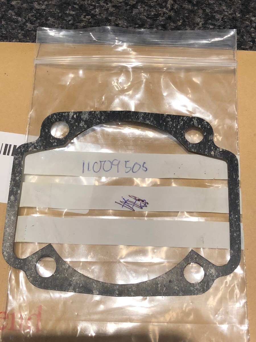 76-89 JS400 JS440 JET SKI New Genuine KAWASAKI Cylinder Base