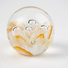 Paperweight Briefbeschwerer gelb Blau Handgefertigt mit Luftblasen aus Sammlung