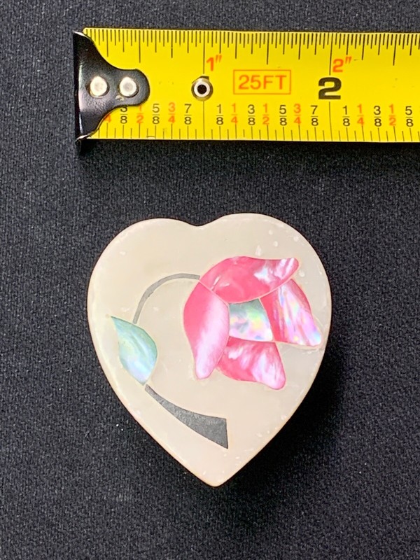  Vintage Small Heart Shaped Box With Floral Ceramic India Beautiful