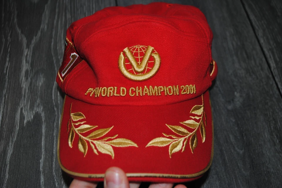 CAMPEÓN DEL MUNDO DE F1 1994-2001 VINTAGE GORRA MICHAEL SCHUMACHER FERARRI ORO ROJO RARA Foto 2 de 4