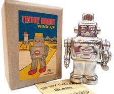 Smoking Spaceman Robot Japan Yonezawa Wind-Up Vintage non smoking windup