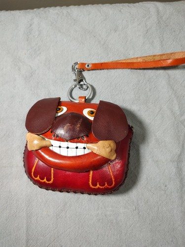 Genuine Leather Red Dog Holding Bone Coin Purse KeyChain Zip Close FoldOver Snap - Picture 4 of 10