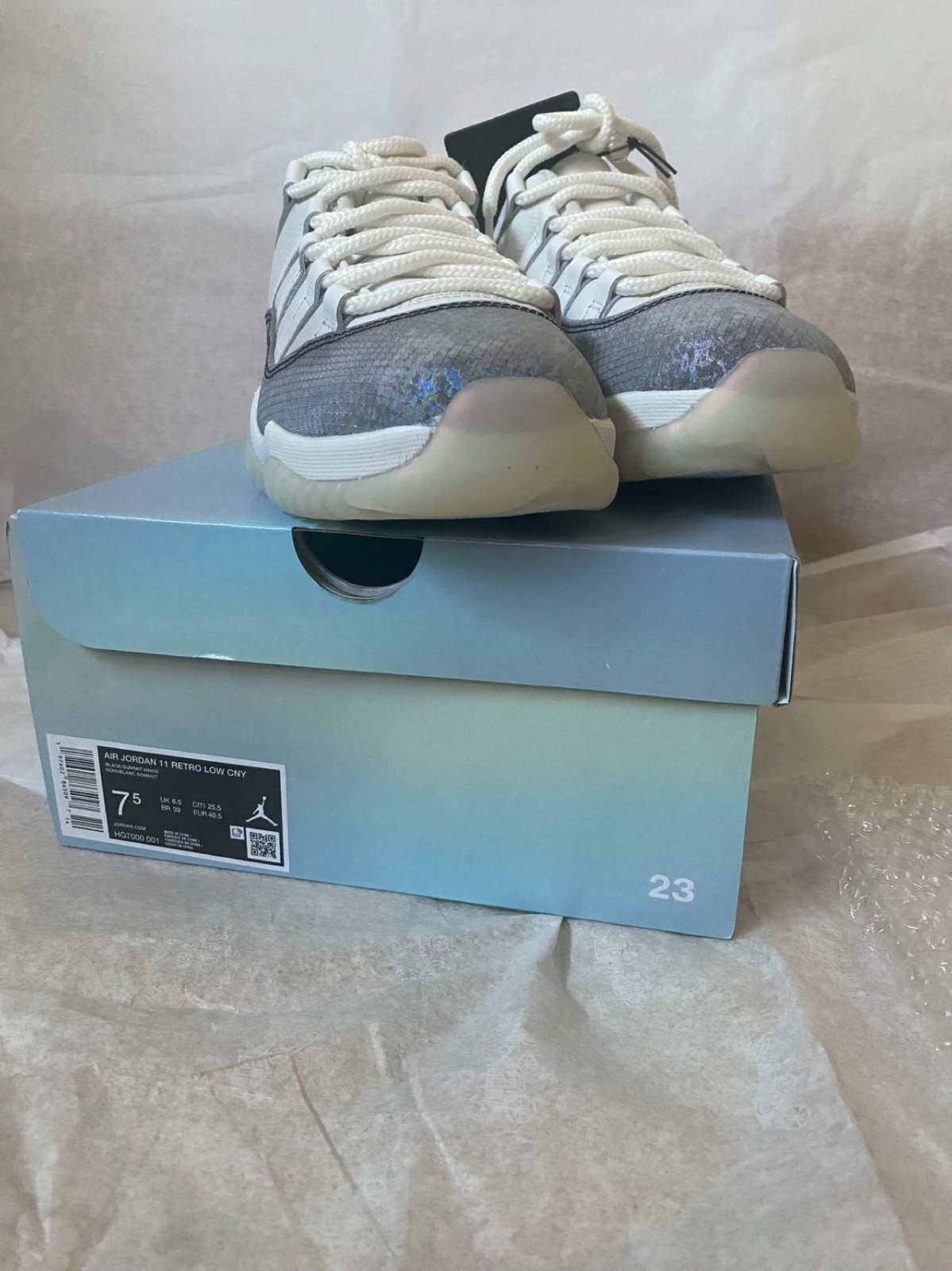 Air Jordan 11 Retro Low CNY “Year Of The Snake” HQ7000 001 Size 7.5M/ 9W