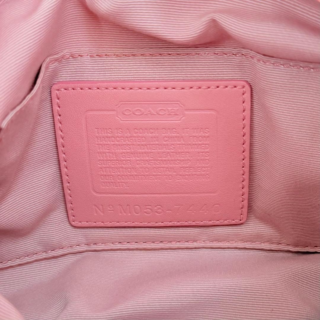 バッグ COACH Ladybug Pink Signature Pouch Rare COACH Ladybug Pink Signature Pouch mini Hand bag Leather Canvas