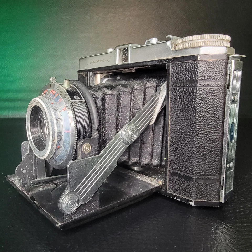 Cámara plegable Dacora I con Ennar 1:4.5 7.5cm red C 1 Vario Mint** Foto 4 de 4