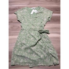 All in Favor Wrap Dress Womens XS Green Daisy Floral ID3292-001 Mini Summer New