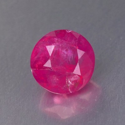 0.96 Ct Remarkable ! Vibrant Pink Mahenge Spinel Unheated Loose Gemstone