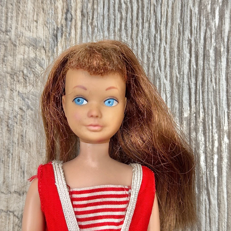 1963 Mattel Skipper кукла прямые ноги оригинальный купальник стрижка волосы повреждены - Изображение 3 из 4