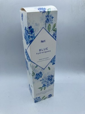 Pier 1 Imports Blue Hydrangeas Reed Diffuser Set 10oz Liquid Sticks Complete NEW