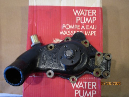NOS Water Pump Jaguar XKE E Type Late 1969 and 1970-71 6 Cylinder GWP407 - Picture 8 of 9