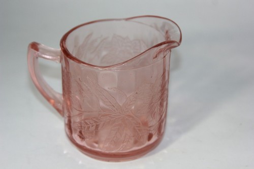 Vtg Pink Depression Glass Creamer Pitcher Jeannette Floral Poinsettia Pattern - Picture 4 of 11