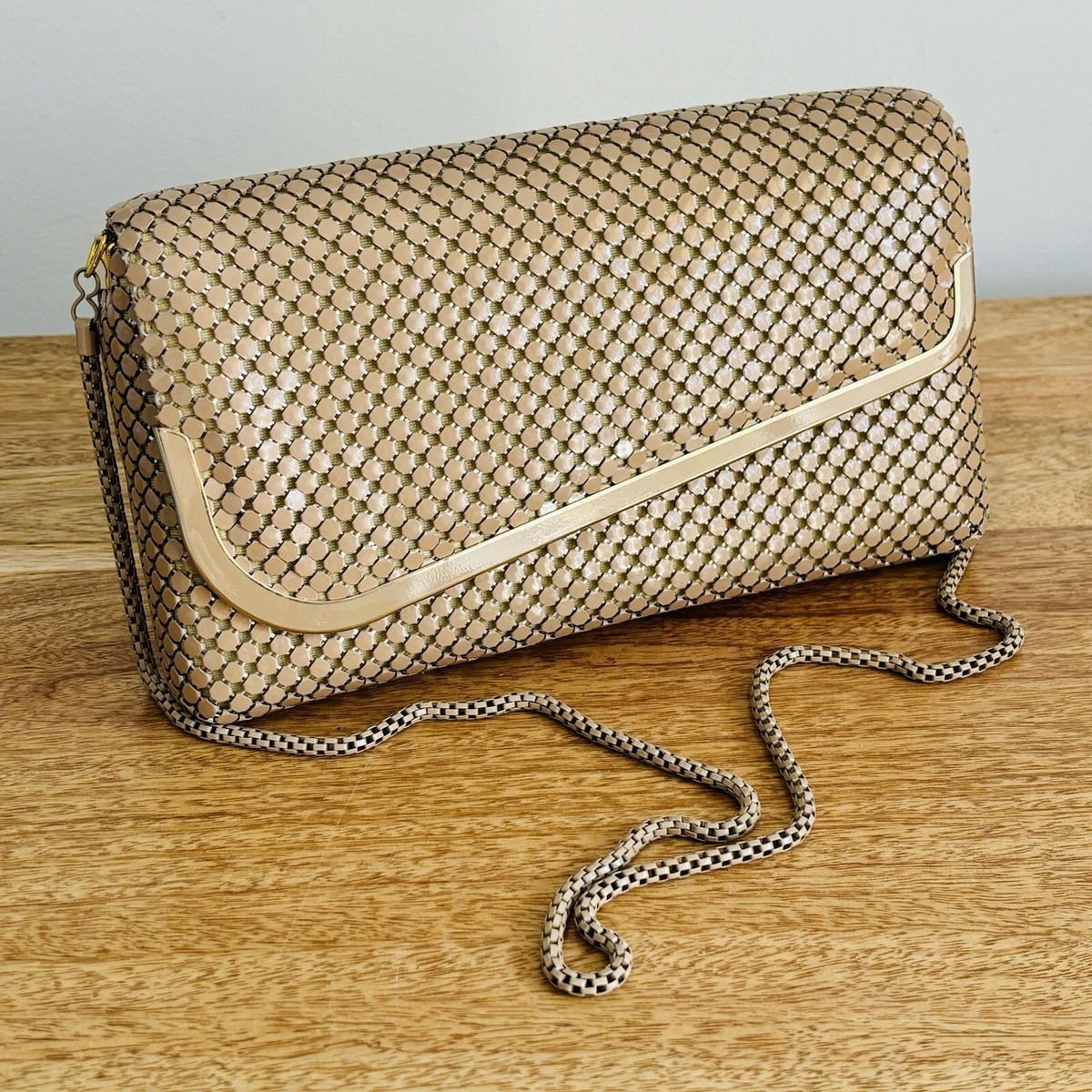 Vintage Mesh Glomesh Style Envelope Clutch Crossbody Bag Beige 80s