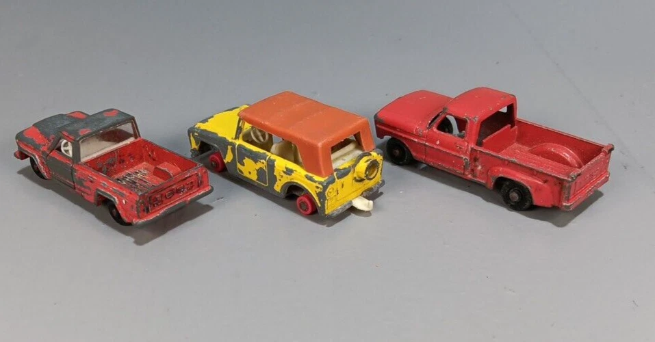 LESNEY MATCHBOX LOT OF THREE, FORD PICKUP #6- FIELD CAR #18- JEEP #71 - Image 4 of 4