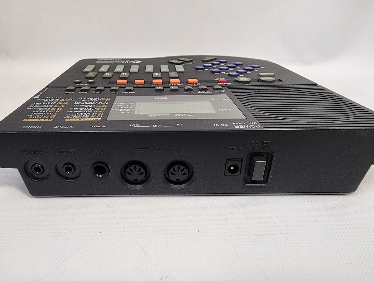 Yamaha QR10 Portable Sequencer Sampler Drum Machine Guitar