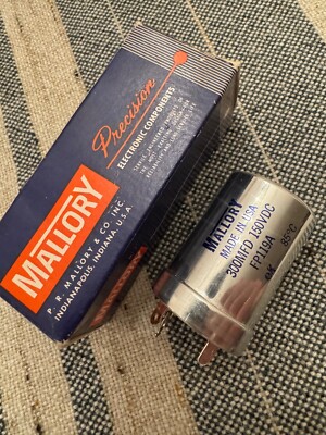 Vintage NOS Mallory Electrolytic Can Capacitor FP 119A 300uf @ 150VDC