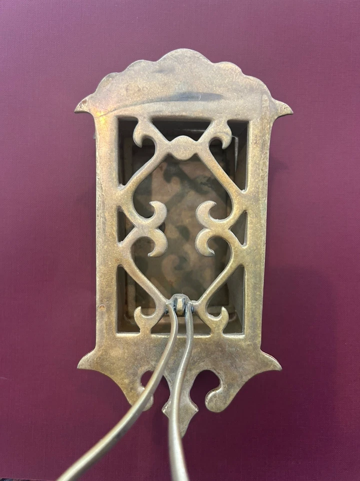 Antique Brass Art Deco Speak Easy Peep Hole Door Knocker  - Image 4 of 4