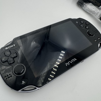 PS Vita PCH-1100 Crystal Black Console 4GB memory AC USB Chager