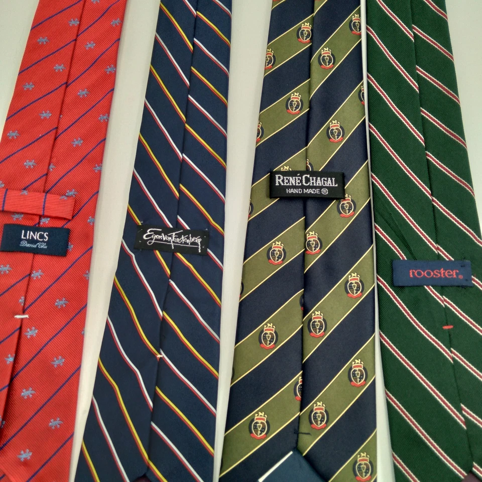 Christian Dior & more 100% Silk Men’s Neckties, lot of 10 Green, Blue & Red - Image 4 of 4