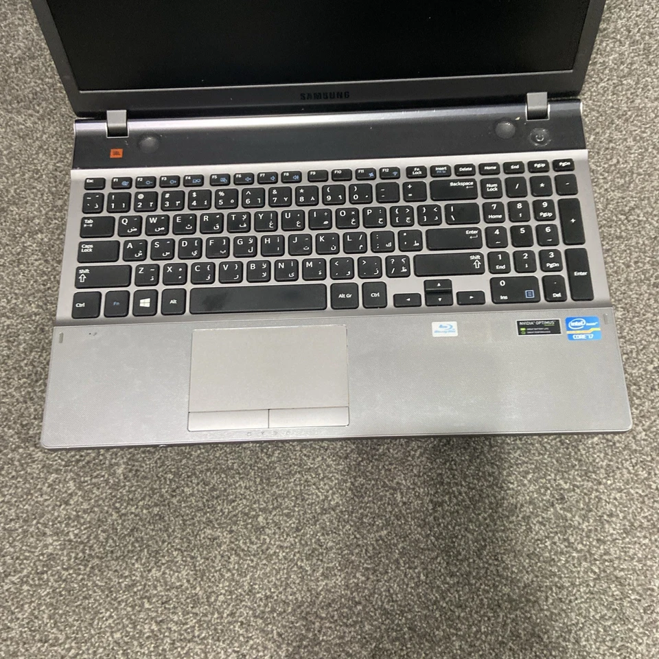 Samsung NP550P7C 17.3" Laptop i7-3610QM Read Description - Image 2 of 4