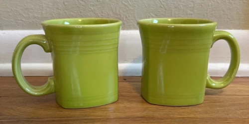 Fiesta Fiestaware HLC Coffee Mug Chartreuse D Handle Cups Set of 2 USA