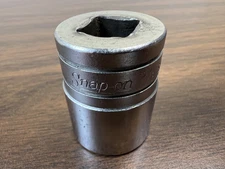 Snap-on Tools SW281 - 1/2" Drive  12 Point SAE 7/8" Shallow Chrome Socket USA