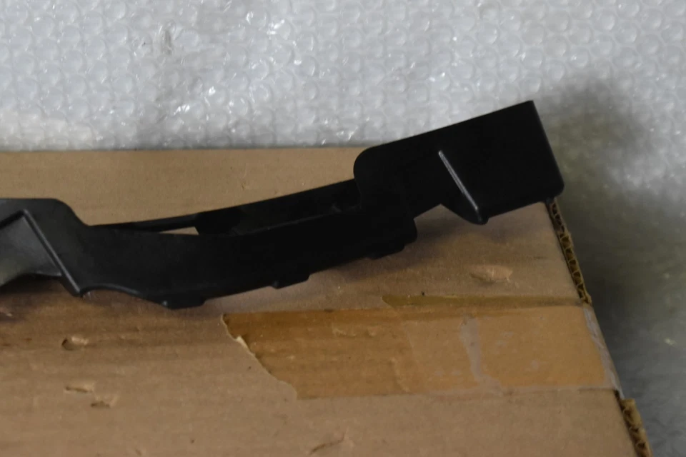 SOPORTE SUPERIOR IZQUIERDO HYUNDAI SONATA 2021-2023 FÁBRICA OEM 865B1-L1300 Foto 4 de 4