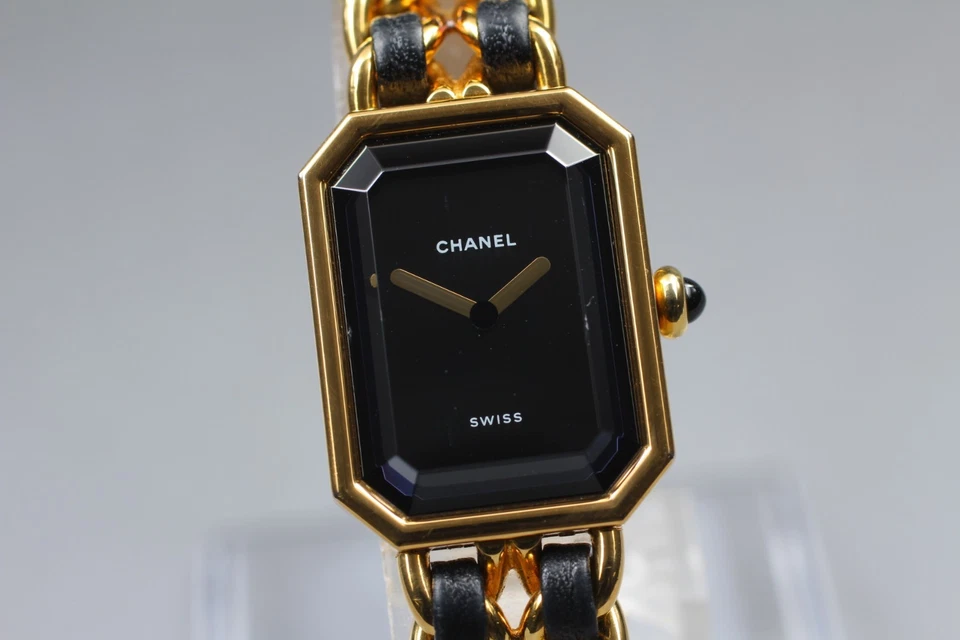 复古香奈儿 Premiere L 码 H0001 黑色表盘金色石英女式手表日本 — 第 3/4 张图片