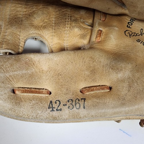 Vintage Spalding Richie Allen Signature Glove 42-367 - Picture 8 of 13