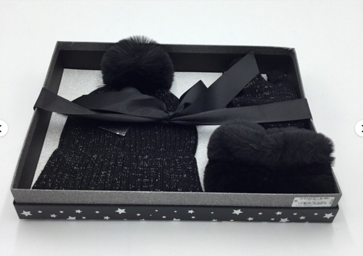 I.N.C. International Concepts Women's Beanie - Gloves Gift Set, Black ,One Size
