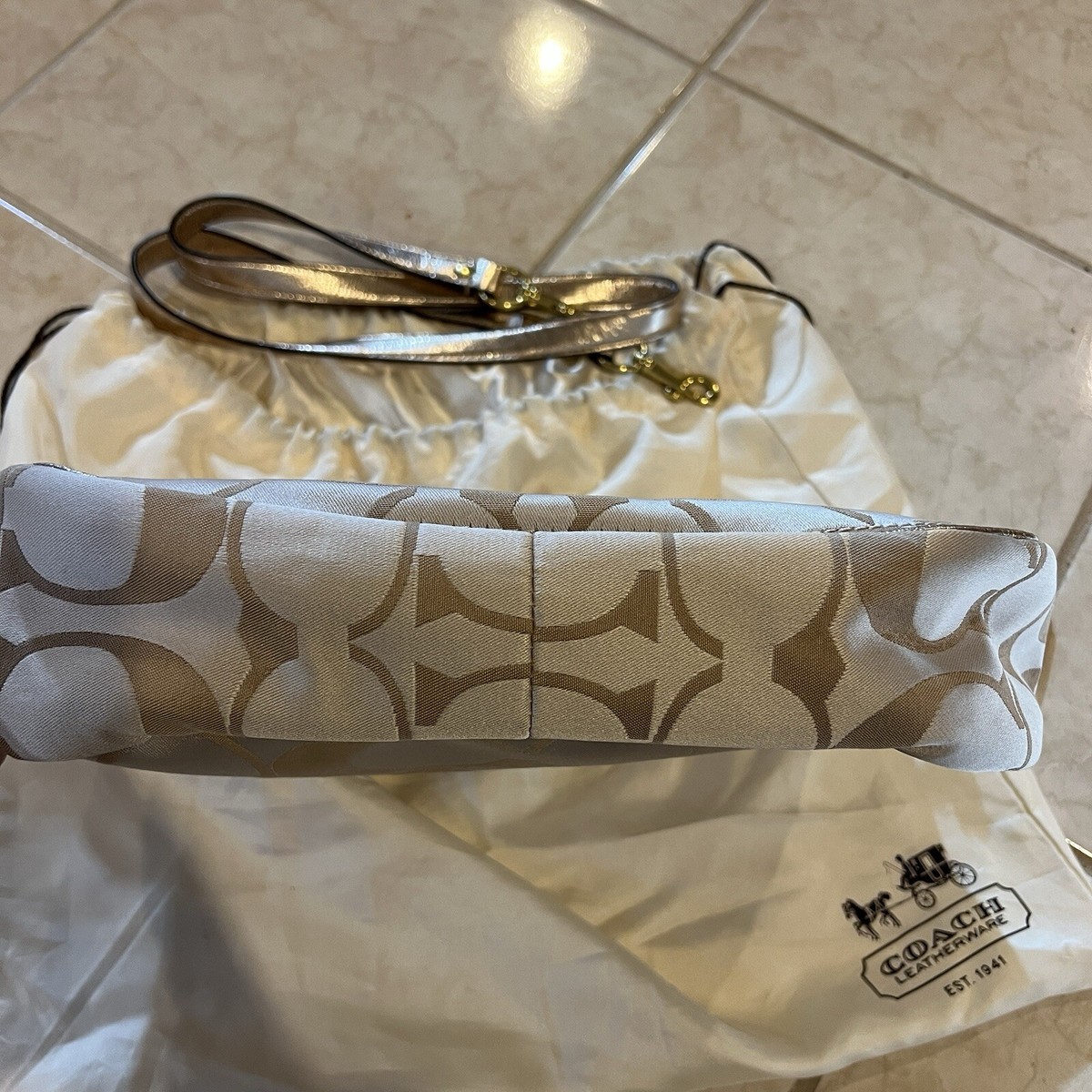COACH Poppy Signature Sateen Hobo Bag Khaki Patent Leather