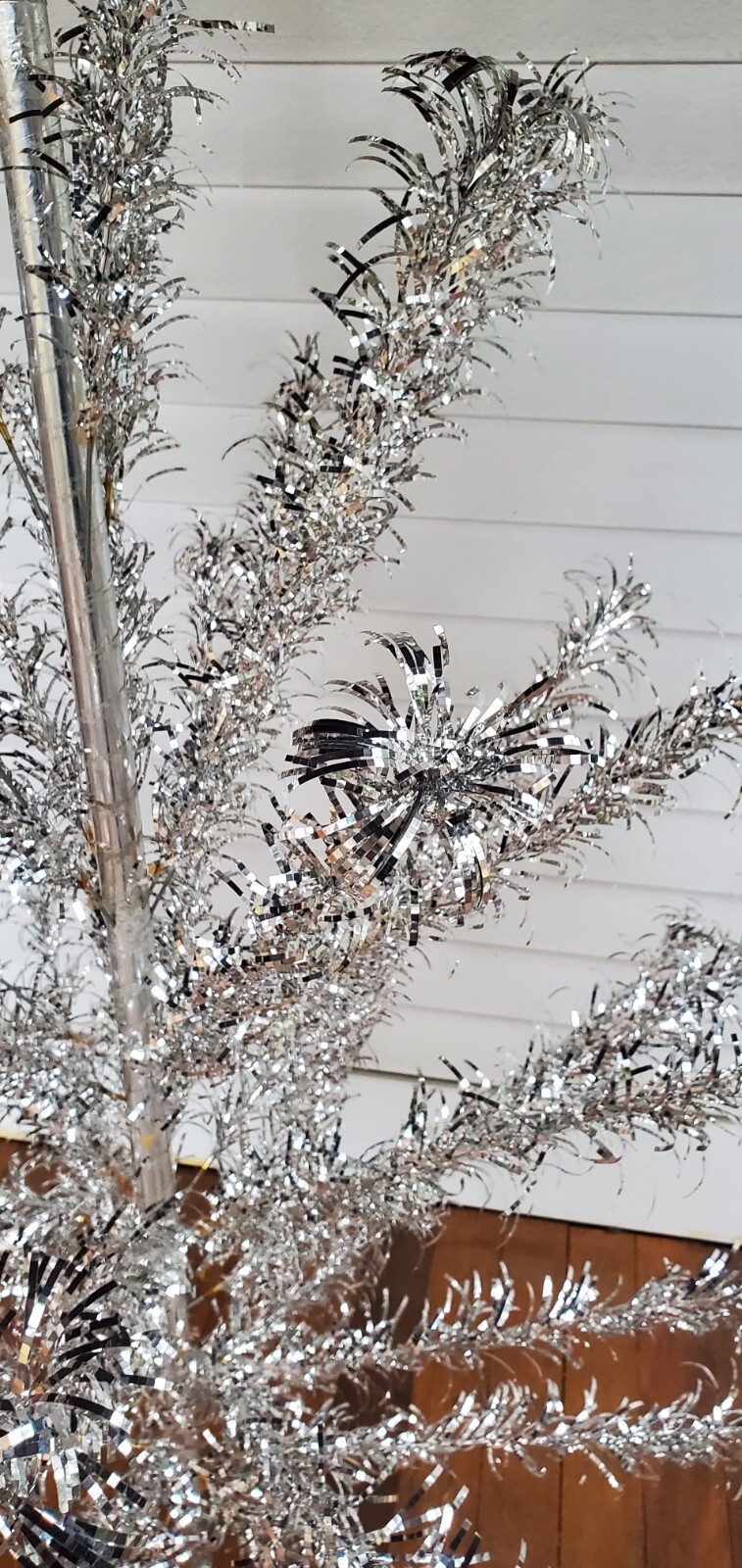 Vintage 6 ft Duralite Stainless Aluminum Christmas Tree 48 Branches w