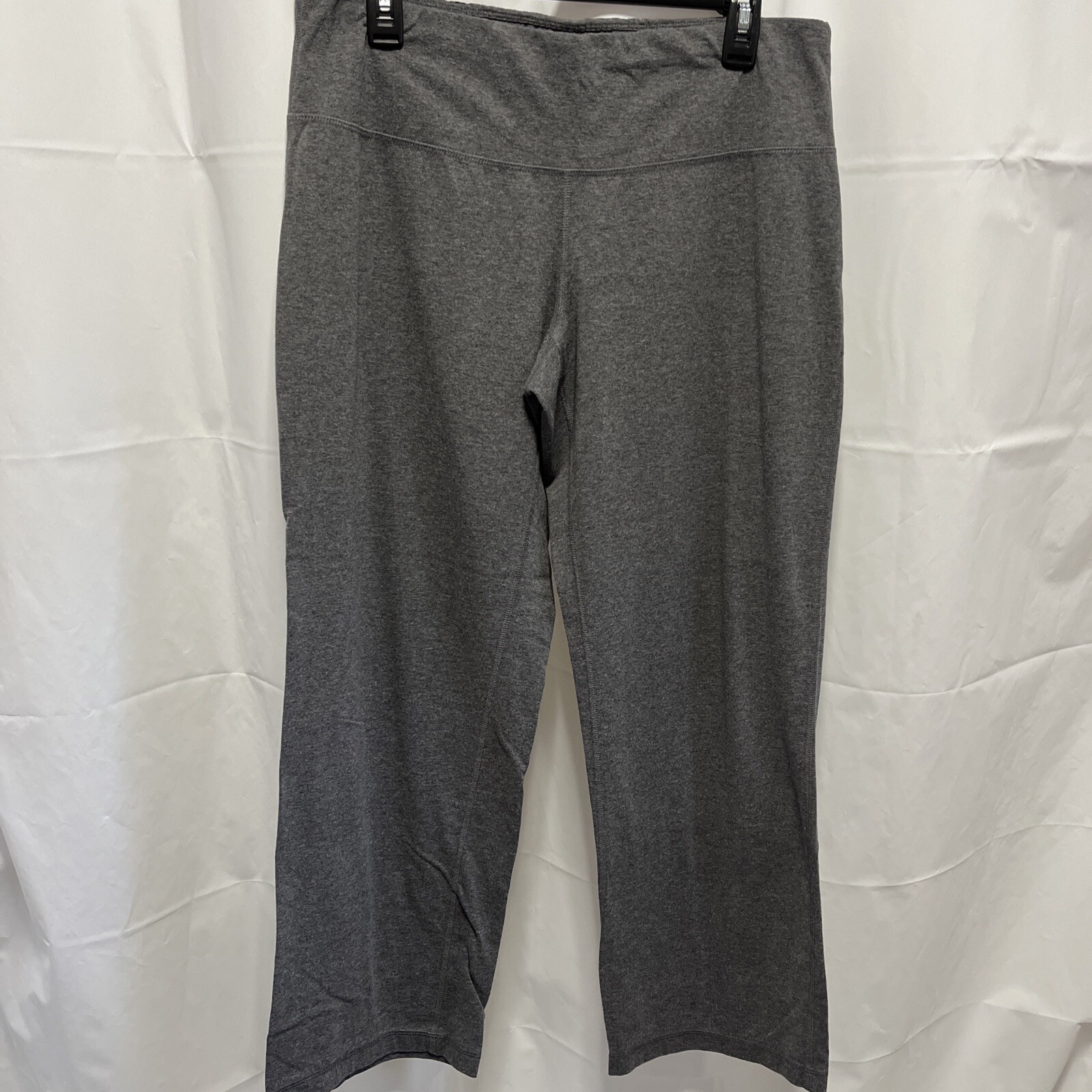 Ladies XL 16/18 Petite Athletic Works Pants Lot Of 2 1 Grey 1 Black