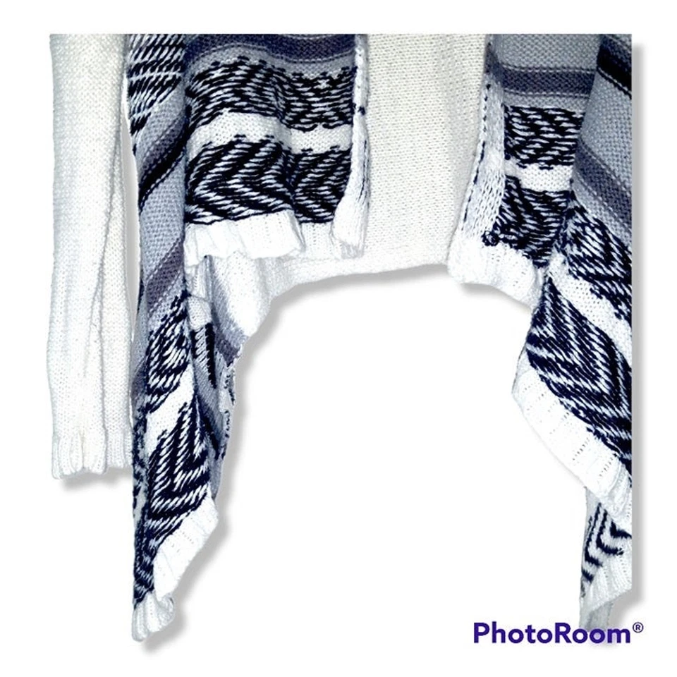 Cárdigan tejido cascada Route 66 - mediano 7/8 - blanco y negro - recortado - abierto - azteca Foto 3 de 4