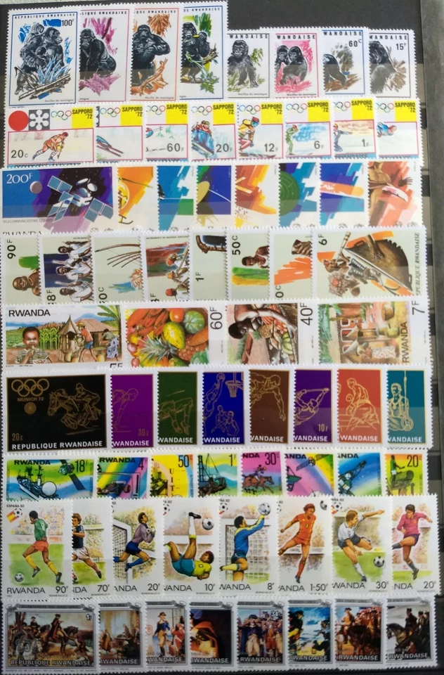 Lotes de estampillas en todo el mundo: Ruanda MNH - 150 diferentes tópicas y grandes en juegos completos Foto 3 de 4