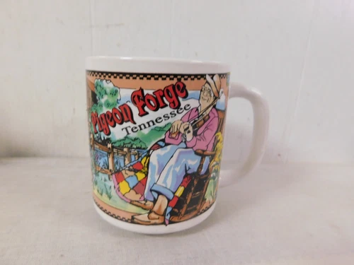 Vintage Pigeon Forge Tennessee Souvenir Mug