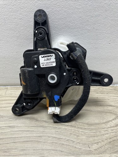 AIR HEATER FLAP ACTUATOR MOTOR Hyundai Santa Fe 2014 2015 OEM D266NE9AA02 - Picture 2 of 7