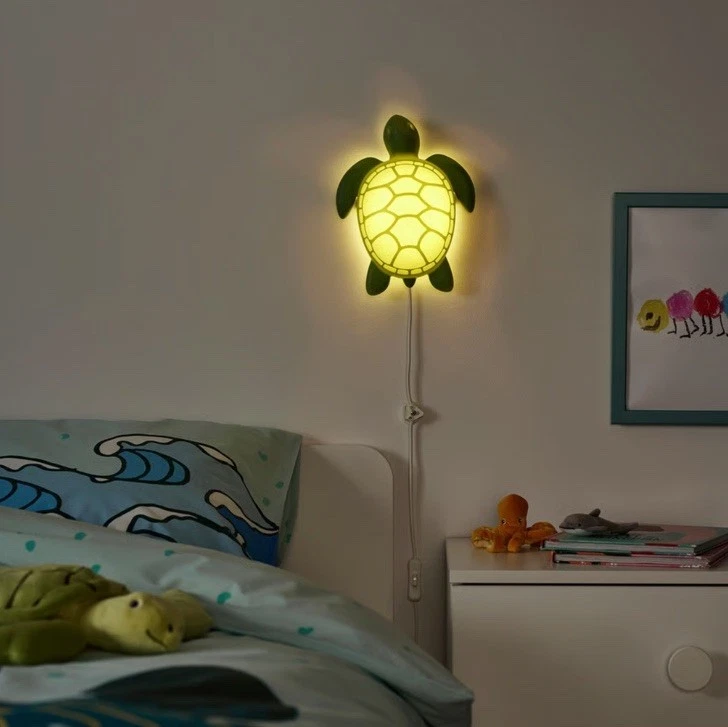 Nueva lámpara de pared LED verde tortuga IKEA BLAVINGAD 505.265.71 Foto 4 de 4