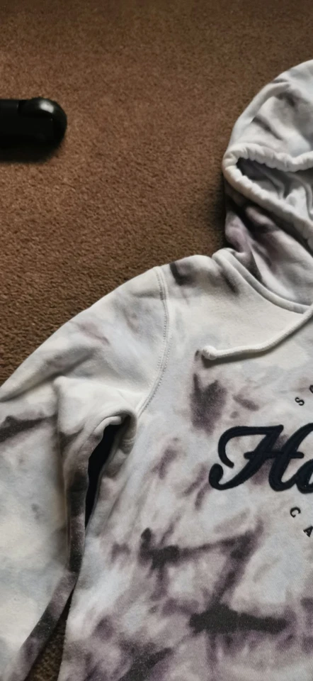 WOMEN'S/TEENAGER GENUINE HOLLISTER LONG SLEEVED HOODIE SIZE XS WHITE/LILAC/GREY - Image 3 of 4