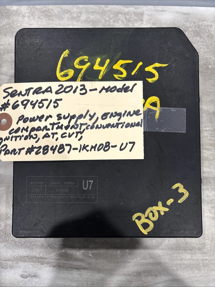 Nissan Sentra AT 2013 fuente de alimentación/módulo IPDM OEM 284B71KM0B U7 Foto 2 de 3