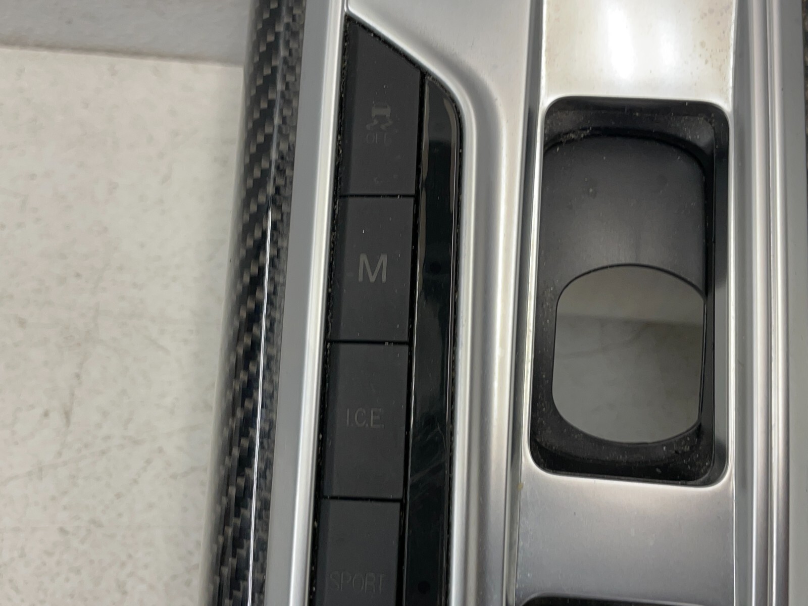 14-17 Maserati Quattroporte GTS Console Carbon Fiber Shifter Trim Bezel 1574 OEM