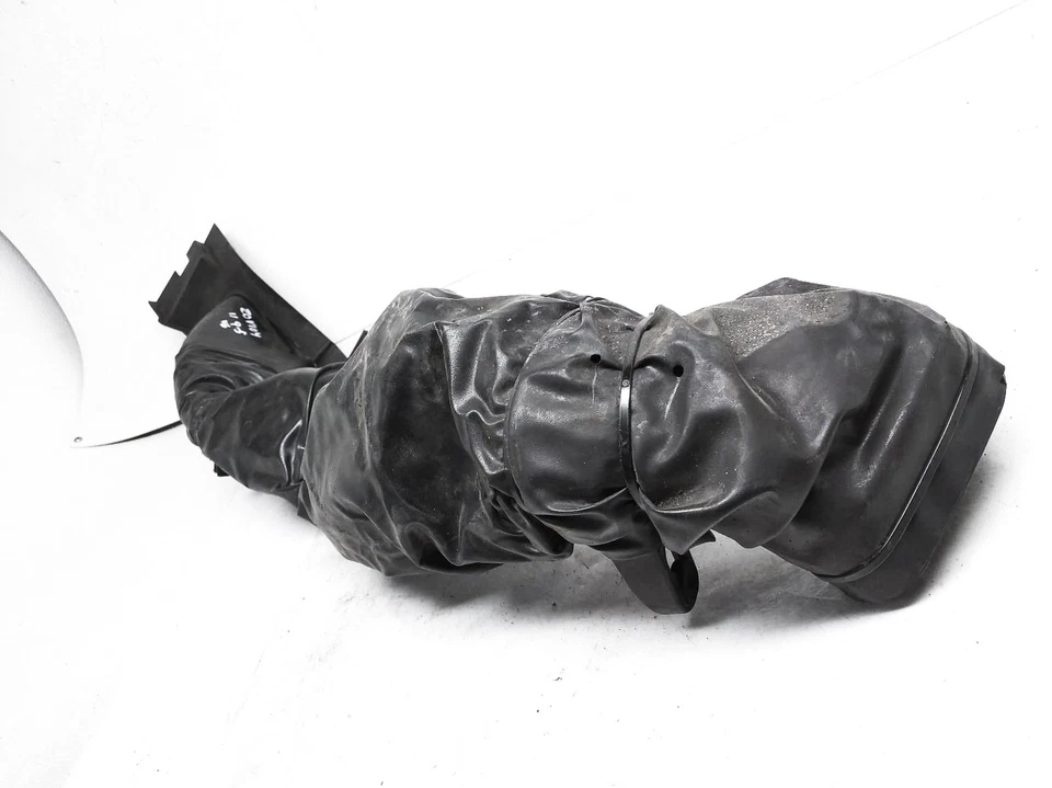 2010-2011 萨博 9-5 进气口 - 3.8 升 - 13321545 — 第 4/4 张图片