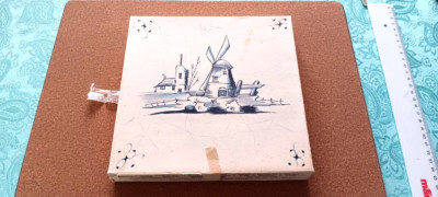 Leerkarton Driessen Old Dutch Tile Chocolate 21*21*2,5 (cm) um 1950/1960 /  2294