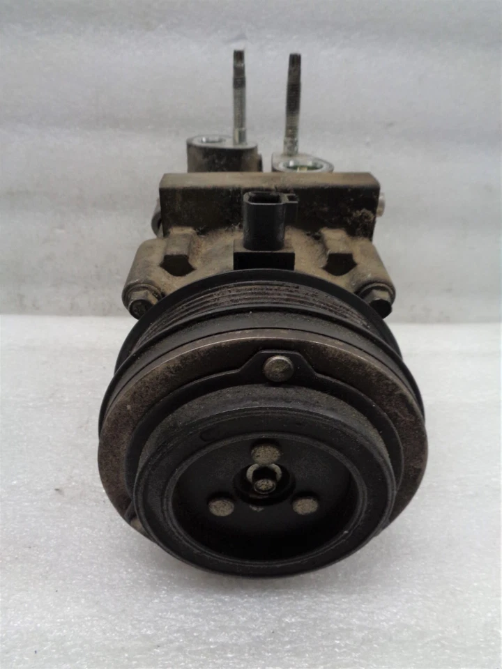 Ford E-450 Super Duty 2008-2016 compresor de aire acondicionado con opción de aire acondicionado trasero OEM AK2207183 Foto 4 de 4