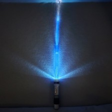 Star Wars Hasbro Small plastic Lightsaber BLUE LIGHTS UP 26.5" Long Extended