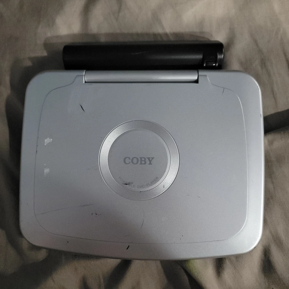 Coby TF-DVD7005 Portable DVD Player 7" Works Portable DVD Player Wide-screen - Image 4 of 4
