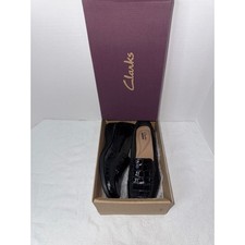 Clarks Loafers Black Patent Croc Embossed Slip On Comfort Shoes size 8