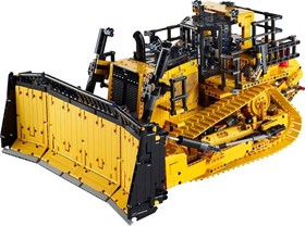 LEGO Technic App-Controlled Cat D11 Bulldozer 42131 (3,854 Pieces)
