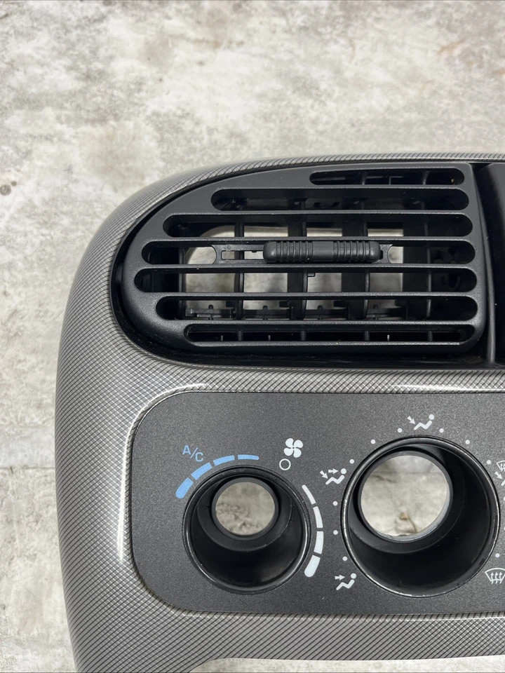 Dodge 2000-2005 neón tablero central embellecedor radio control de clima bisel plateado Foto 4 de 4