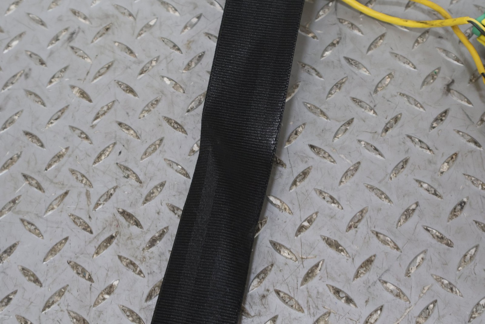 Bentley Flying Spur 2006-2012 Front Right Seat belt retractor Black
